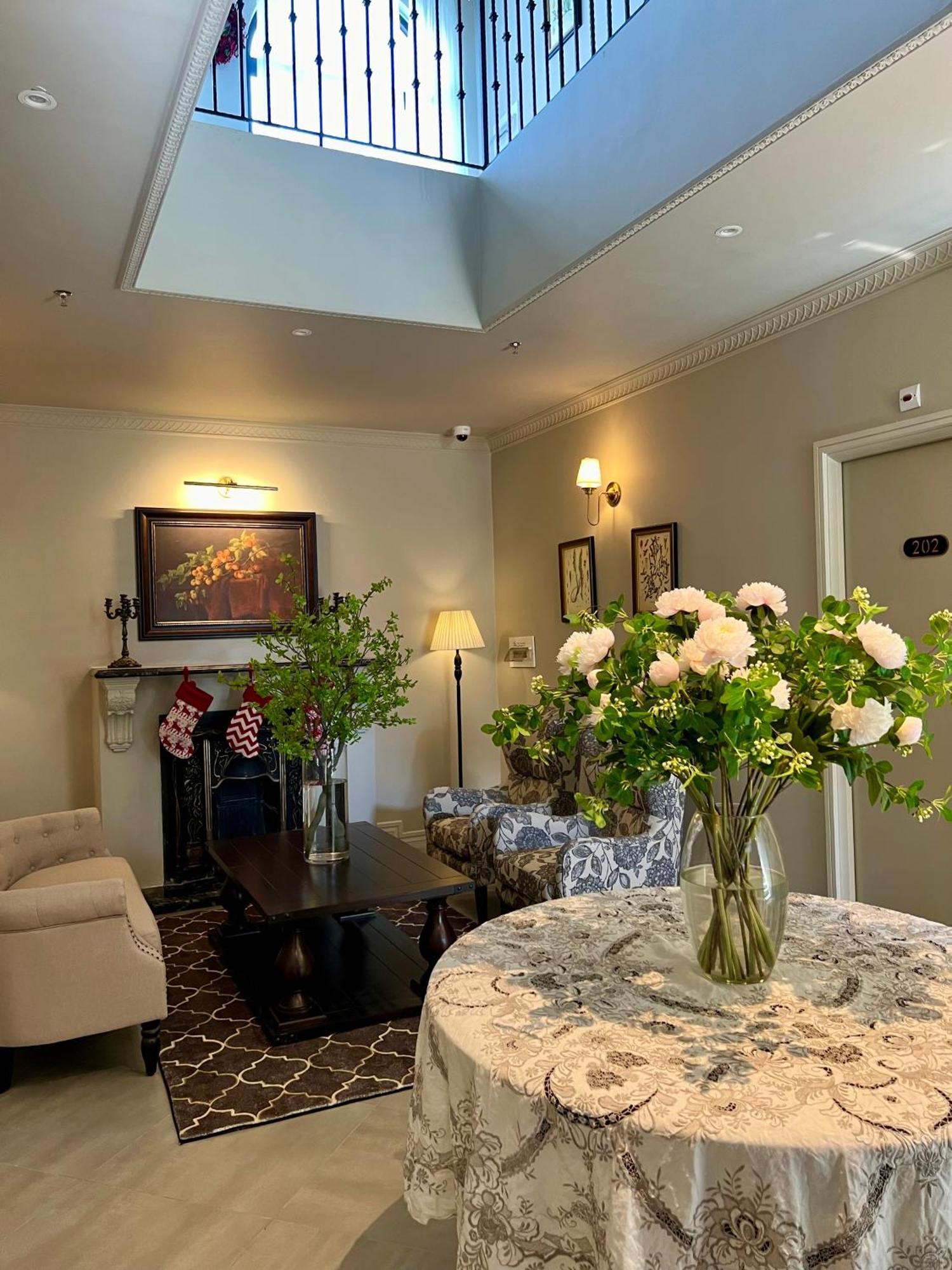 Devon Inn Khu Chi Lăng Kültér fotó